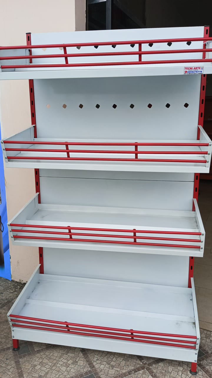 Equipamiento comercial entregado por proveedor